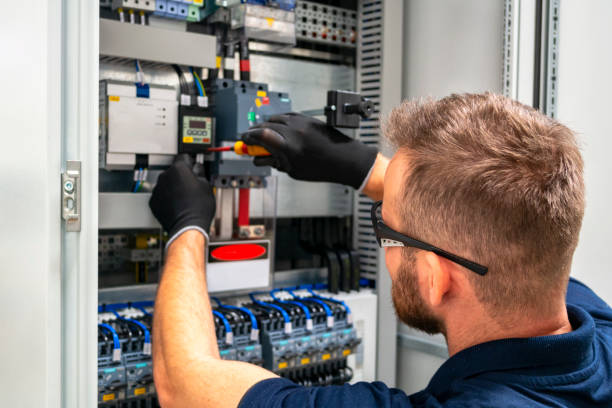 Best Circuit Breaker Repair  in Barberton, WA
